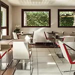 Ibis 3*