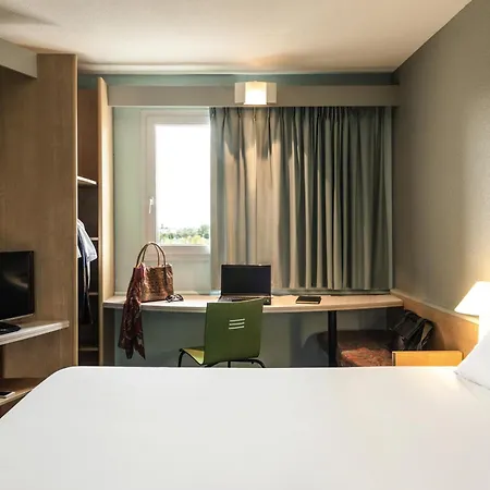 Hotel Ibis 3*