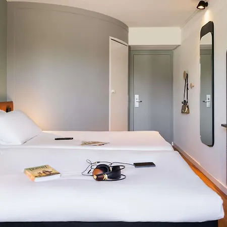 Ibis Hotel