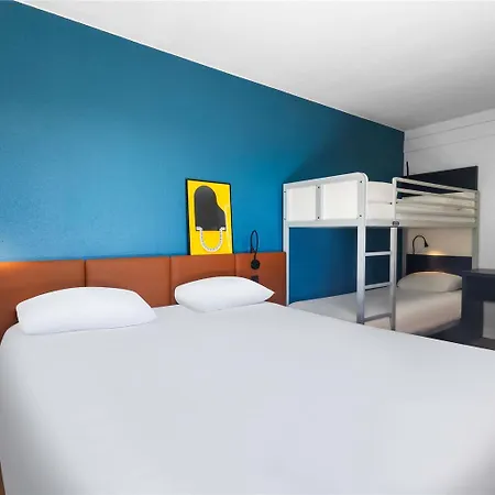 Ibis 3*