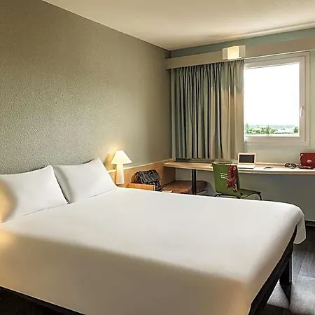 Ibis Hotell Auch