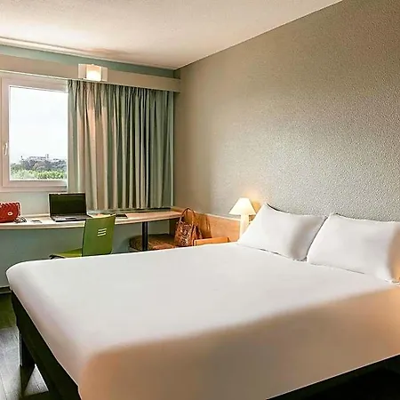 Ibis Hotell Auch