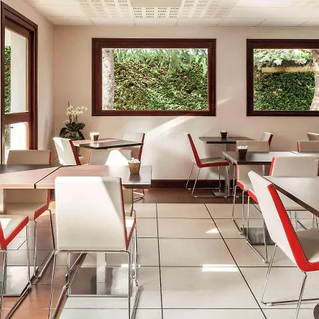 Ibis 3*