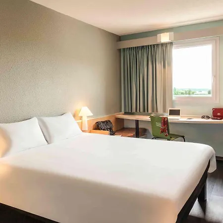 Ibis Hotel